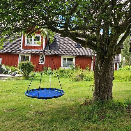 Villa Luna Breakfast Hotel Killeberg Екстер'єр фото