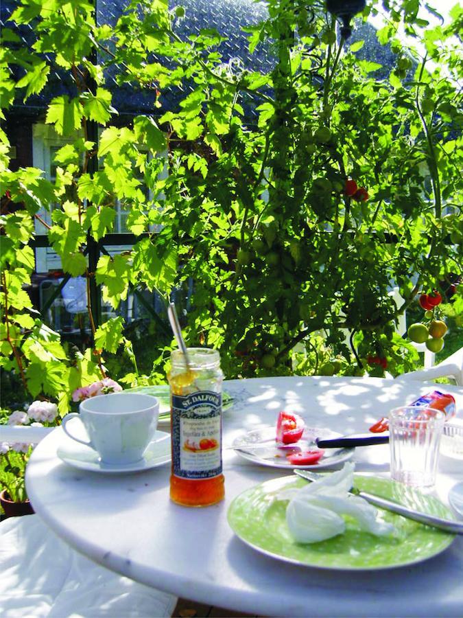 Villa Luna Breakfast Hotel Killeberg Екстер'єр фото