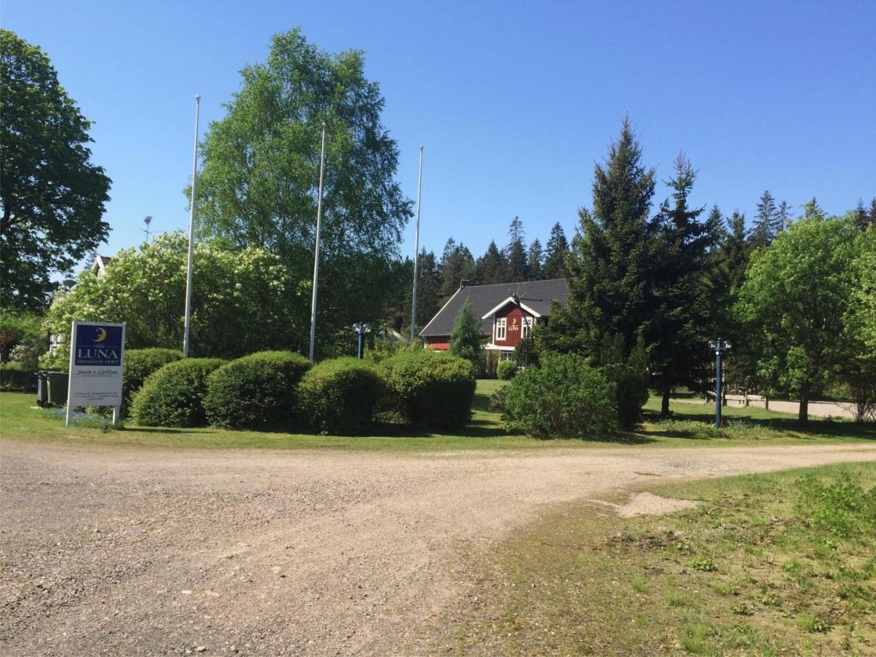 Villa Luna Breakfast Hotel Killeberg Екстер'єр фото